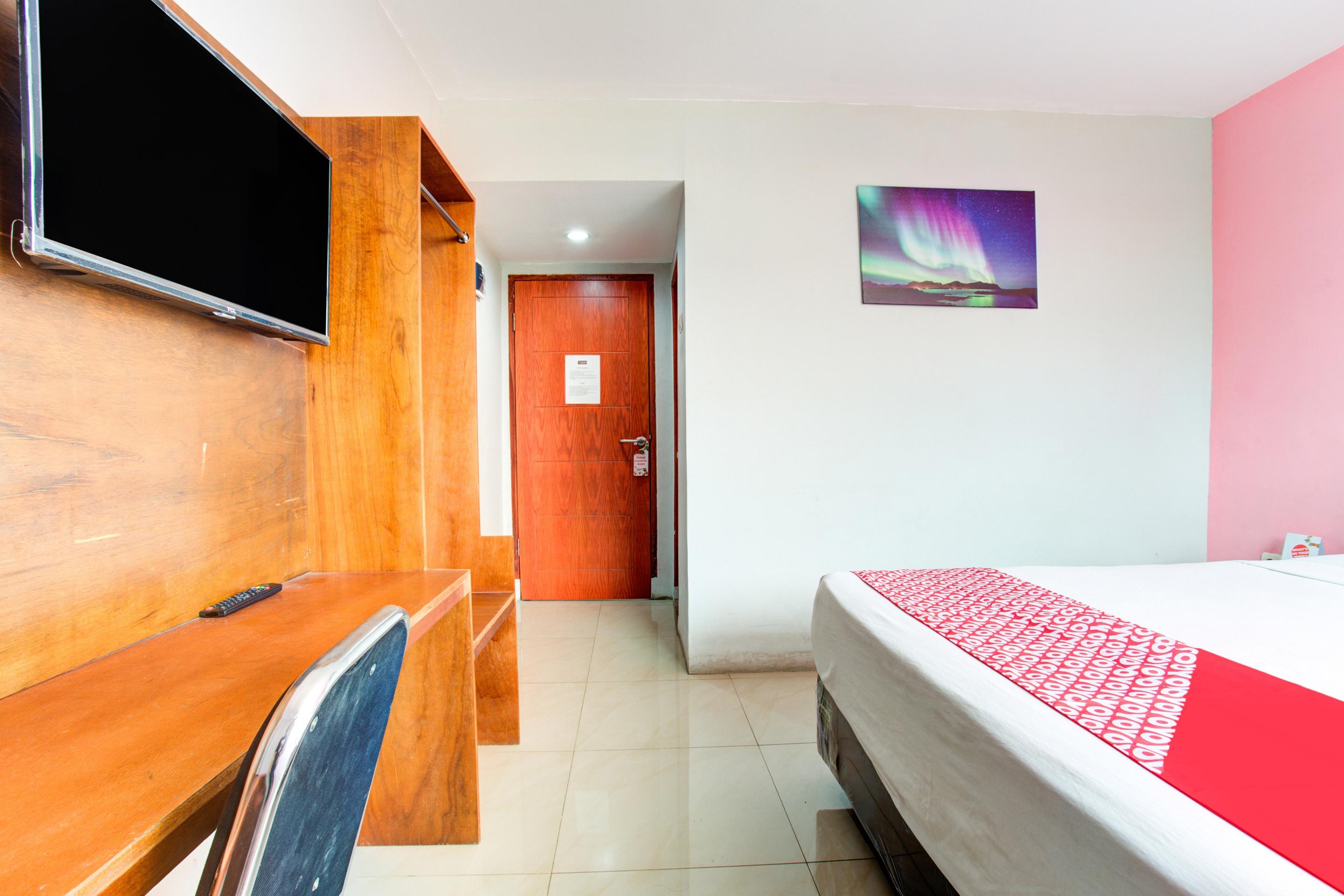 Super Oyo Collection O 3876 The Aurora Inn Lembang Buitenkant foto